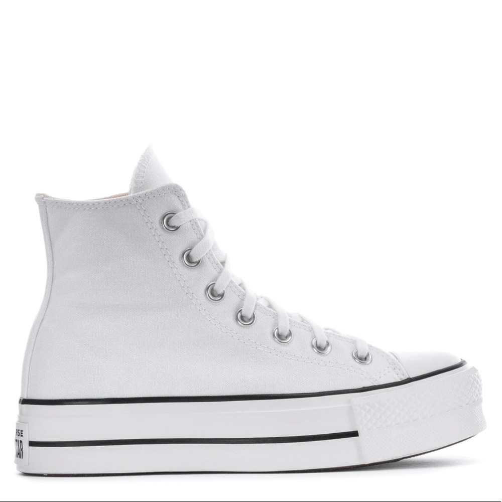 White converse high top plataform